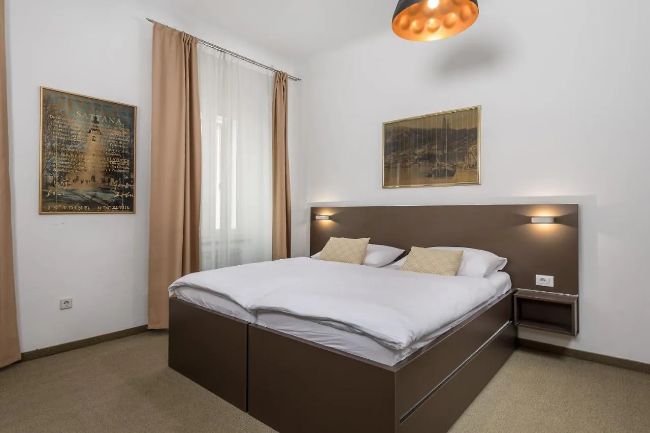 Old Market Apartments & Rooms Rijeka 0*,  Croatia