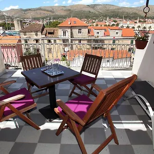 Kate Gasthof Trogir
