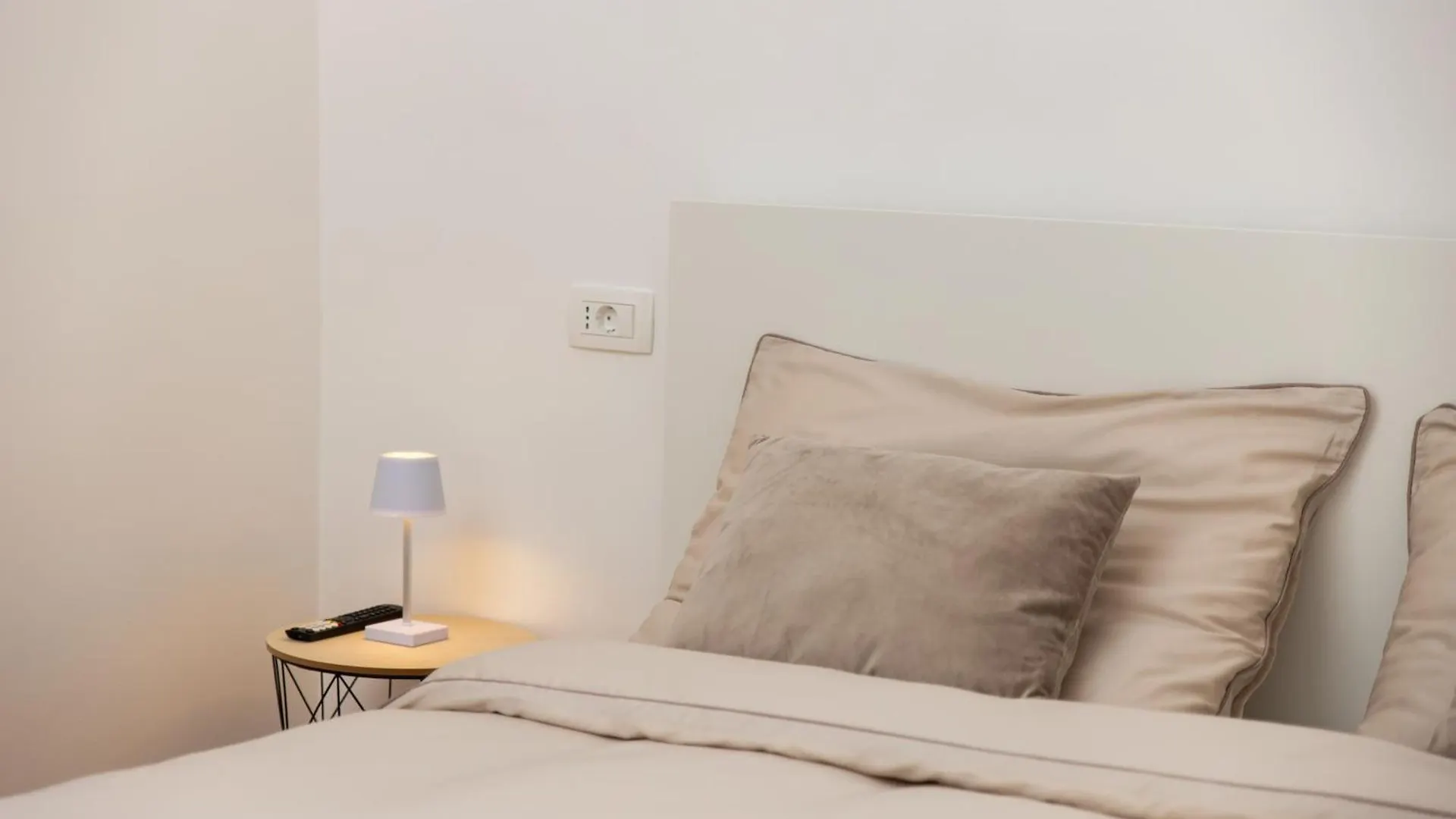 Old Market Apartments & Rooms Rijeka Guest house